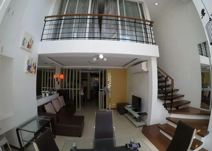 2-br Condominium At The Heart Of Отель *